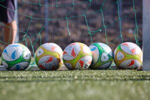 サッカーの年齢別トレーニングに最適なメニューは？